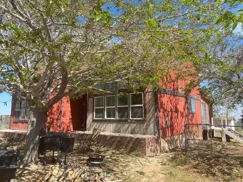 4624 Snow Line Dr, Phelan, CA 92371 photo 1
