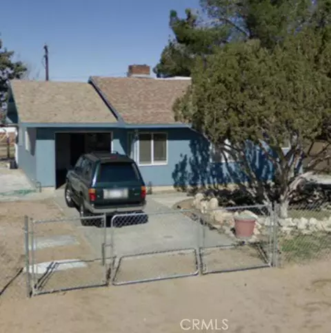 15968 Spruce St, Hesperia, CA 92345 photo 1