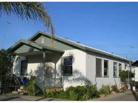 338 Grant St, Oceanside, CA 92054 photo 1