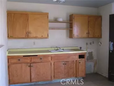 35218 Walnut, Barstow, CA 92311 photo 1