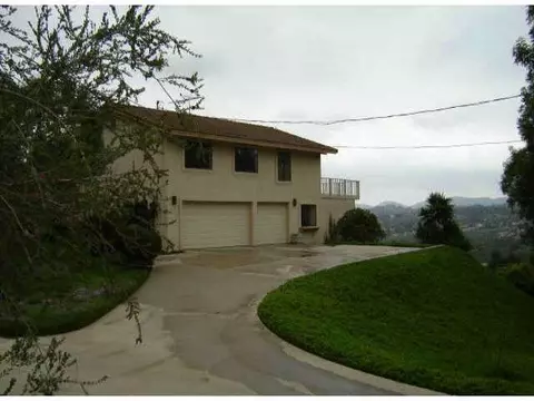 2525 Nabal, Escondido, CA 92025 photo 1