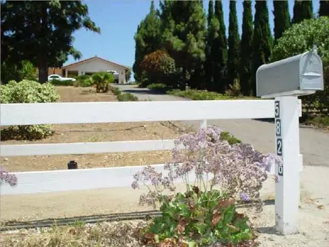 5826 Jeffries Ranch Rd, Oceanside, CA 92057 photo 1