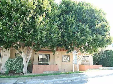 365 Hemlock #C, Carlsbad, CA 92008 photo 1