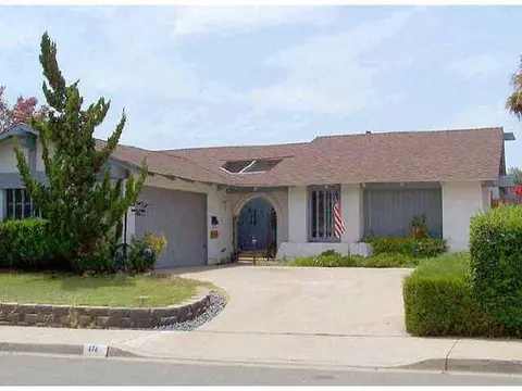 674 Balsam Dr, El Cajon, CA 92019 photo 1