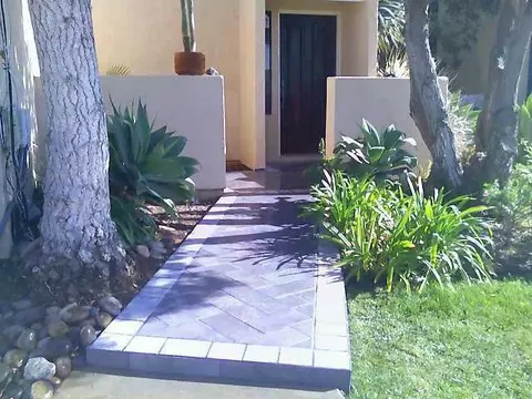 213 Calle De Madera, Encinitas, CA 92024 photo 1