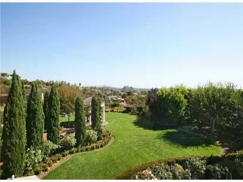 8000 Paseo Esmerado, Carlsbad, CA 92009 photo 1