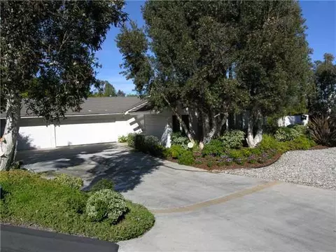 1350 Diamond Head Dr, Encinitas, CA 92024 photo 1