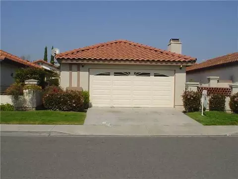 250 Oleander Dr, Oceanside, CA 92057 photo 1