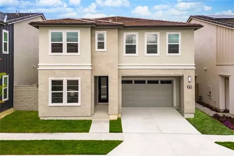 200 Sierra Madre, Lake Forest, CA 92630