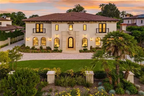 320 W Palm Dr, Arcadia, CA 91007