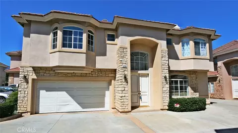 322 Genoa St #A, Arcadia, CA 91006