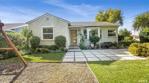 925 Mayflower Ave, Arcadia, CA 91006