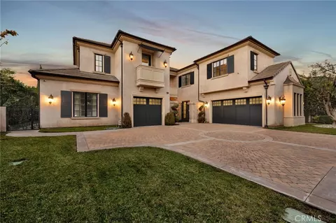 175 W La Sierra Dr, Arcadia, CA 91007