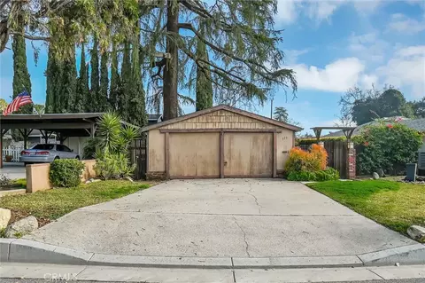 372 Heather Heights Ct, Monrovia, CA 91016