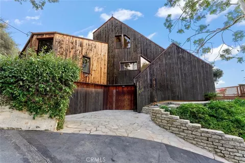 646 Alta Vista Drive Dr, Sierra Madre, CA 91024