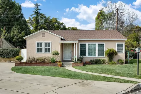 318 W Atara St, Monrovia, CA 91016