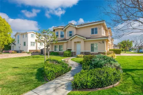 800 W Huntington Dr #A, Arcadia, CA 91007