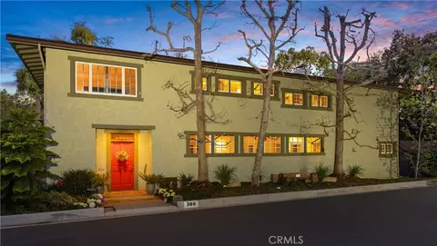 300 Sturtevant Dr, Sierra Madre, CA 91024