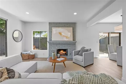 996 Huntington Dr, Arcadia, CA 91007