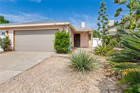 695 Quail Dr, Lake Elsinore, CA 92530