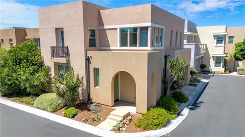 239 Radial, Irvine, CA 92618