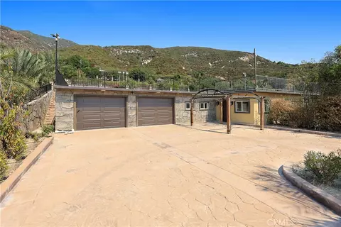 524 Woodlawn Ave, San Bernardino, CA 92407
