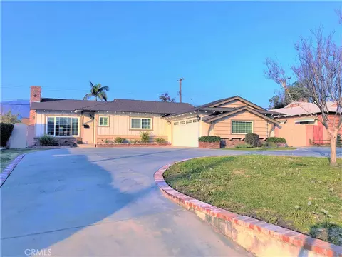 943 E Foothill Blvd, Glendora, CA 91741