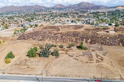 21026 Palomar St, Wildomar, CA 92595 photo 8