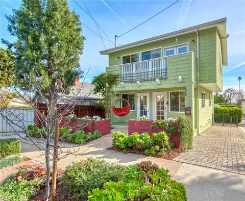 196 E Montecito Ave, Sierra Madre, CA 91024
