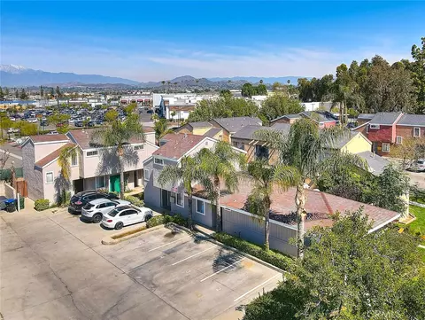 9059 Colony Pl, Riverside, CA 92503