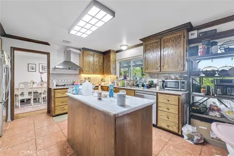 Kitchen - 5291 Carnelian St, Rancho Cucamonga, CA 91701 photo 3 of 3