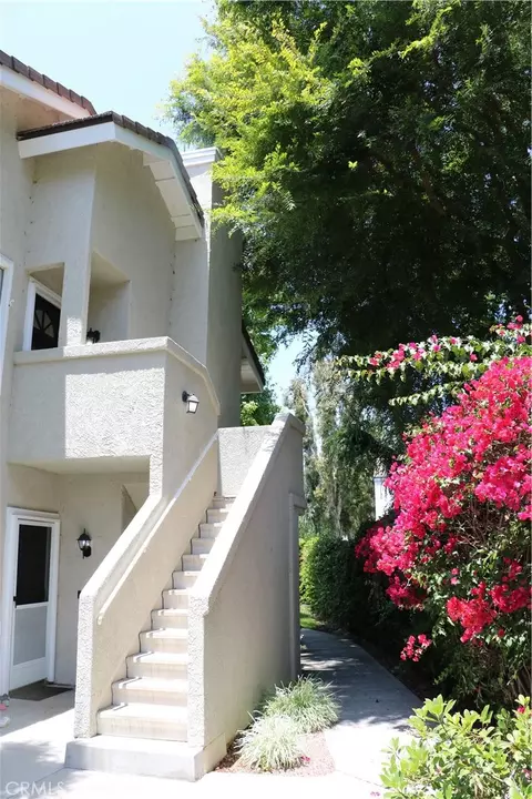 80 Greenmoor #40, Irvine, CA 92614