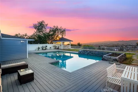 761 W Country Hills Dr, La Habra, CA 90631