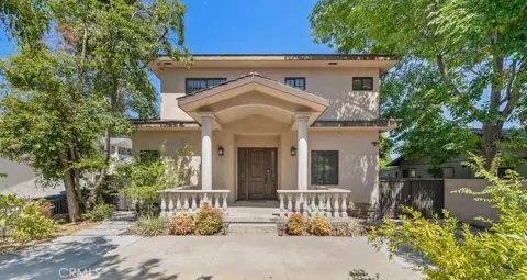 184 S Altadena Dr, Pasadena, CA 91107
