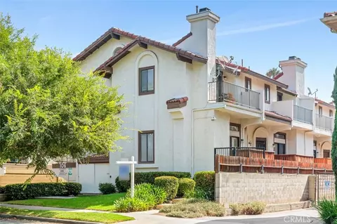 106 S Sierra Madre Blvd #5, Pasadena, CA 91107