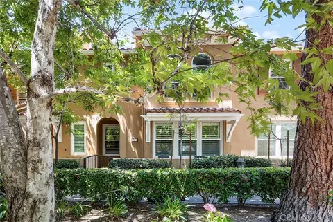 453 N Altadena Dr #7, Pasadena, CA 91107