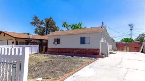 460 E 2nd St, San Jacinto, CA 92583