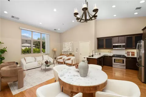 1406 S California Ave #C, Monrovia, CA 91016