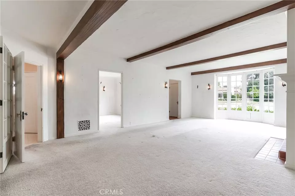 Living - 353 S Berkeley Ave, Pasadena, CA 91107 photo 5 of 9