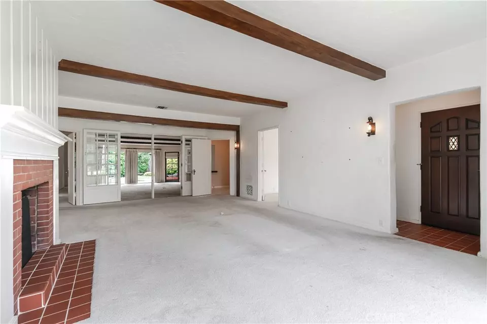 Living - 353 S Berkeley Ave, Pasadena, CA 91107 photo 3 of 9