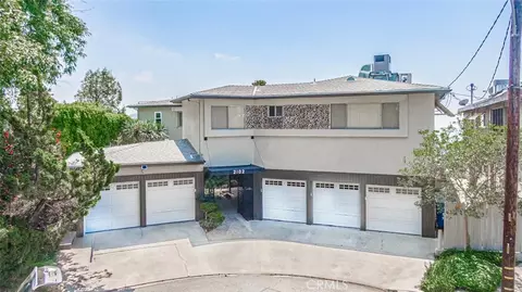 2102 La Canada Crest Dr #B, La Canada Flintridge, CA 91011
