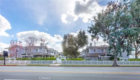 50 W Mountain St #13, Pasadena, CA 91103