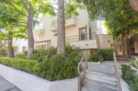 99 N Catalina Ave #8, Pasadena, CA 91106