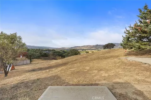 Exterior - 22801 Fran Dr, Tehachapi, CA 93561 photo 8 of 17
