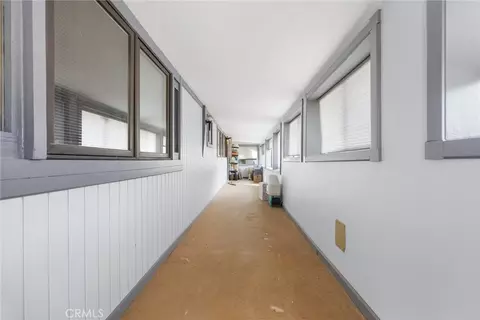 Entry Way - 22801 Fran Dr, Tehachapi, CA 93561 photo 1 of 2