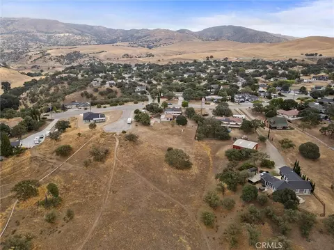 View/Area - 22801 Fran Dr, Tehachapi, CA 93561 photo 6 of 9