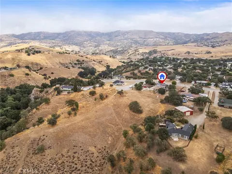 View/Area - 22801 Fran Dr, Tehachapi, CA 93561 photo 1 of 9