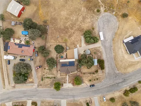 View/Area - 22801 Fran Dr, Tehachapi, CA 93561 photo 3 of 9