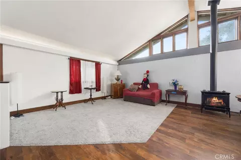 Living - 22801 Fran Dr, Tehachapi, CA 93561 photo 1 of 3