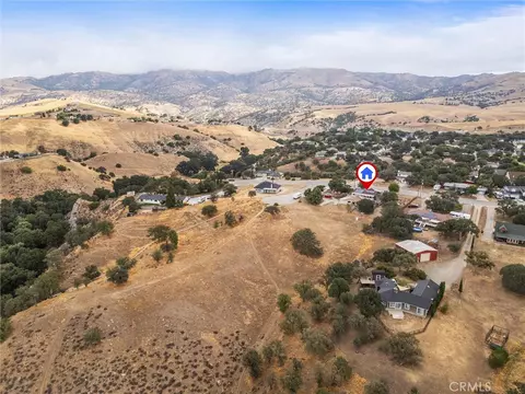View/Area - 22801 Fran Dr, Tehachapi, CA 93561 photo 1 of 9